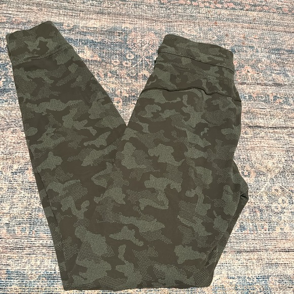 Lululemon athletica Ready To Rulu Jogger 29’ Size 2 - Picture 8 of 16